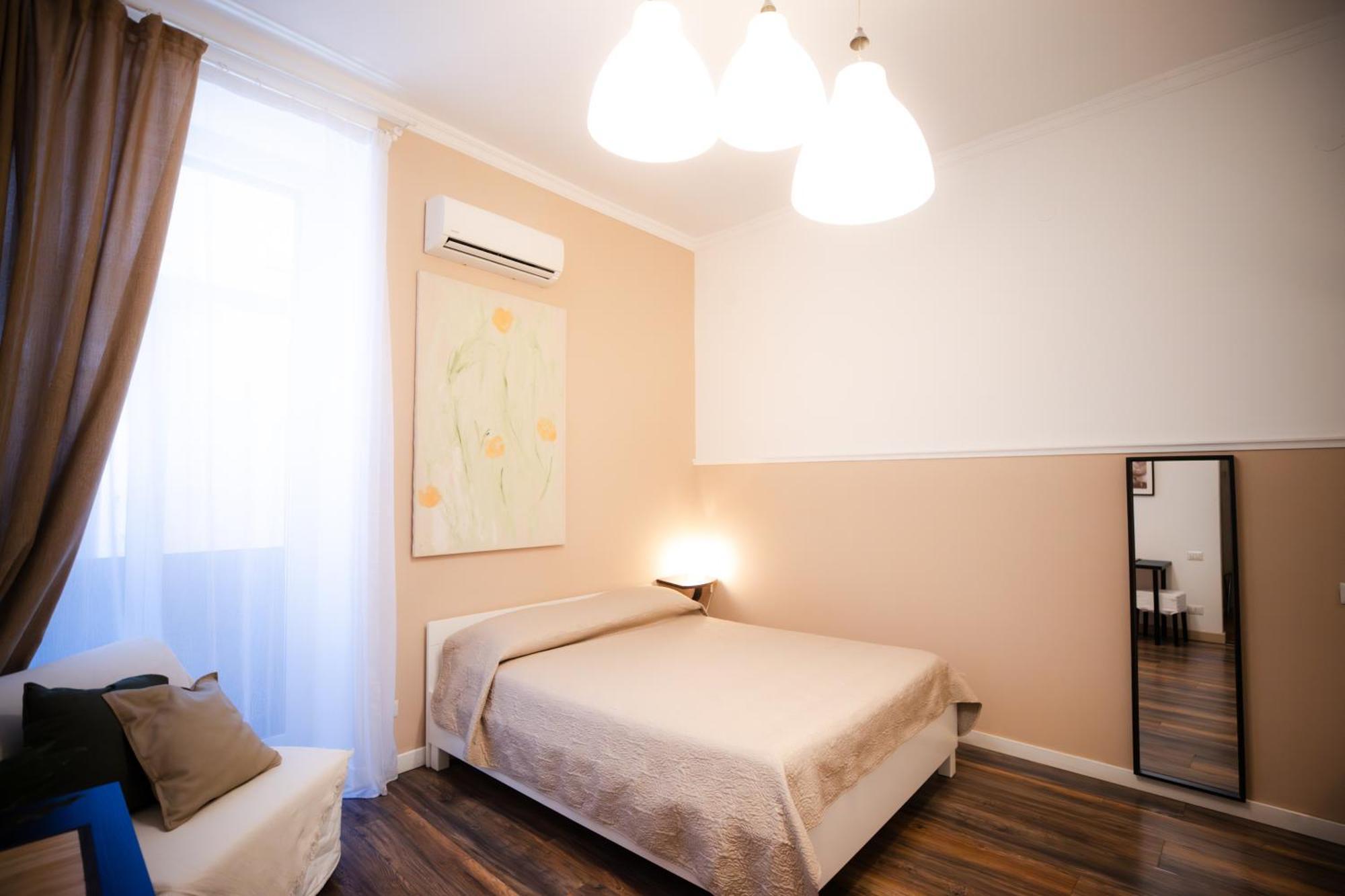 Casa Matys Apartment เนเปิลส์ ภายนอก รูปภาพ