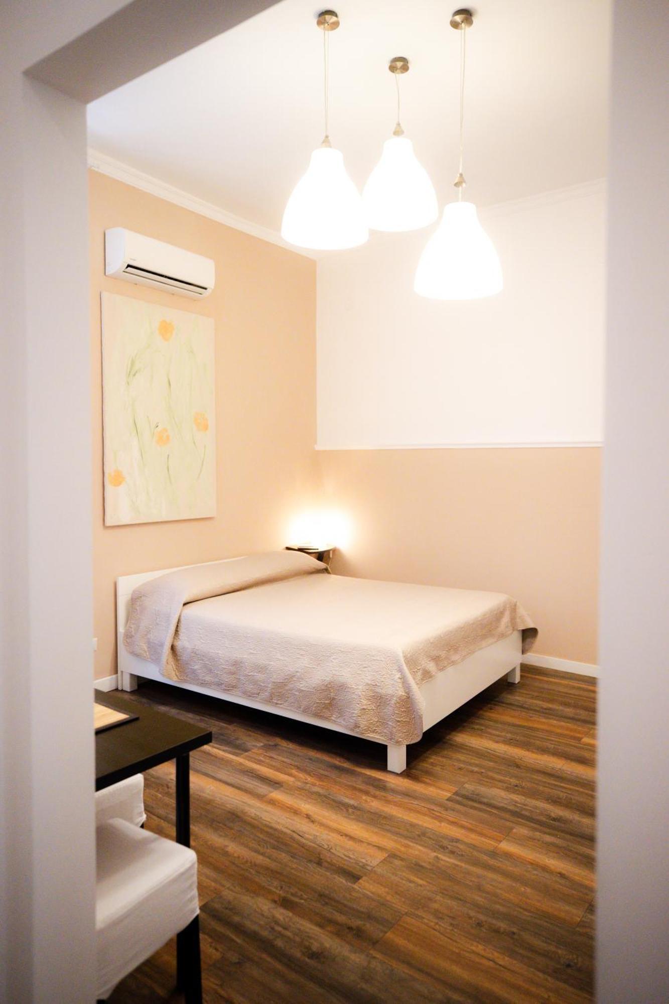 Casa Matys Apartment เนเปิลส์ ภายนอก รูปภาพ