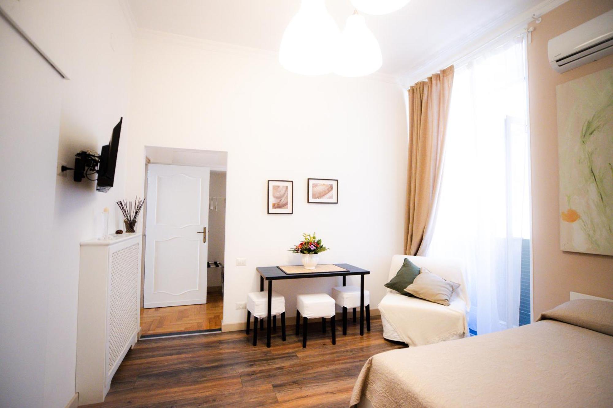 Casa Matys Apartment เนเปิลส์ ภายนอก รูปภาพ