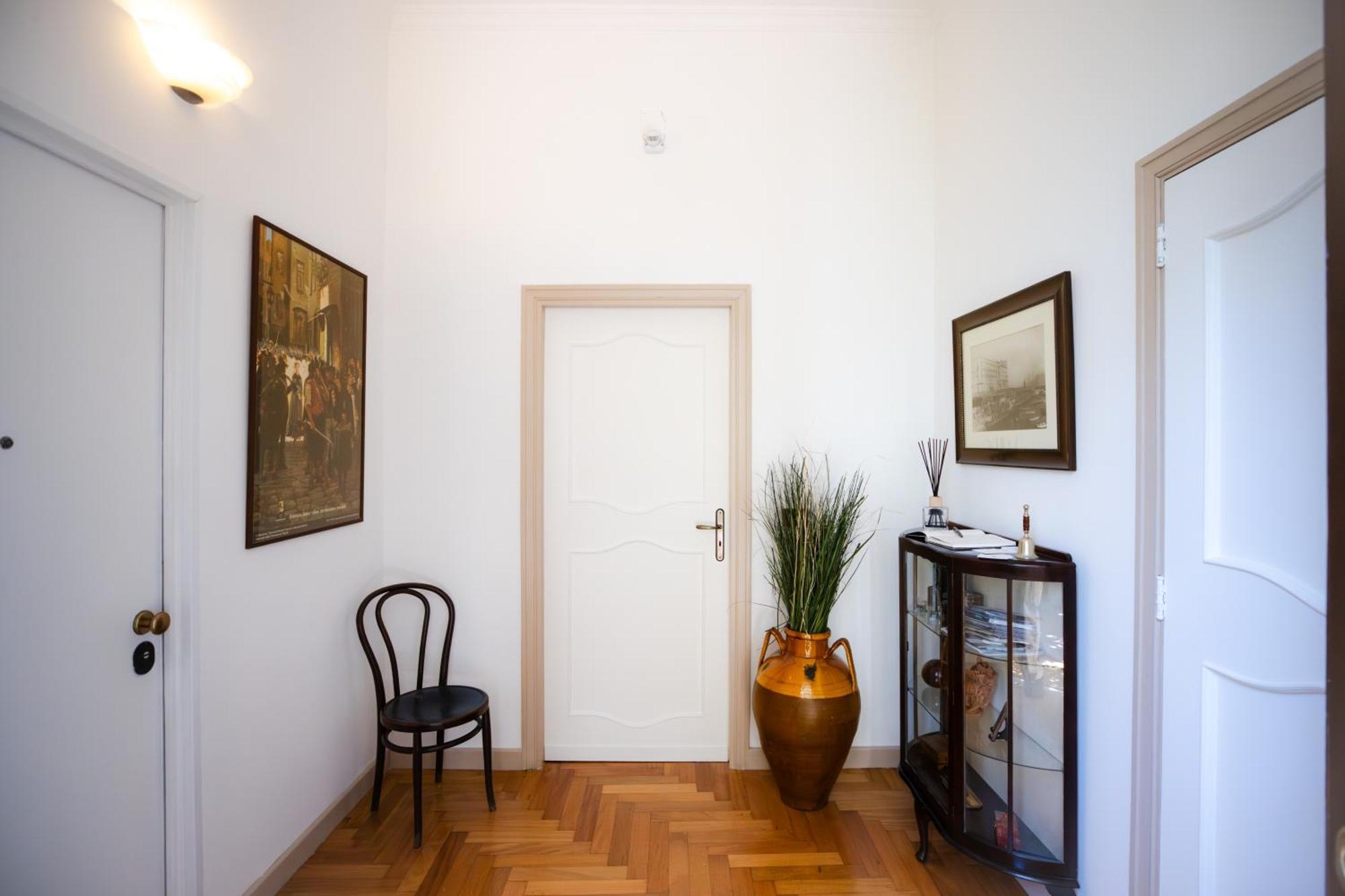Casa Matys Apartment เนเปิลส์ ภายนอก รูปภาพ