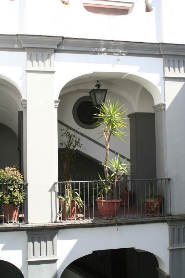 Casa Matys Apartment เนเปิลส์ ภายนอก รูปภาพ