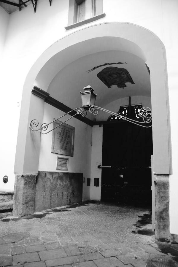 Casa Matys Apartment เนเปิลส์ ภายนอก รูปภาพ